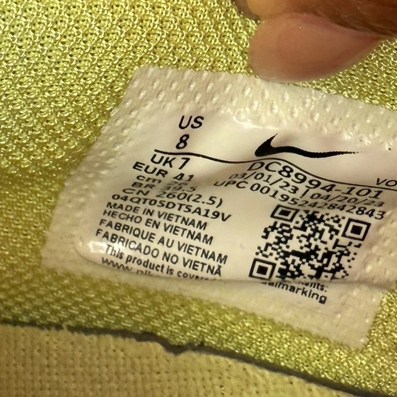 Nike LeBron Witness 6 Basketball Shoes Light Melon Men’s Size 8 - Picture 9 of 9